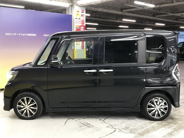 DAIHATSU TANTO CUSTOM 2017