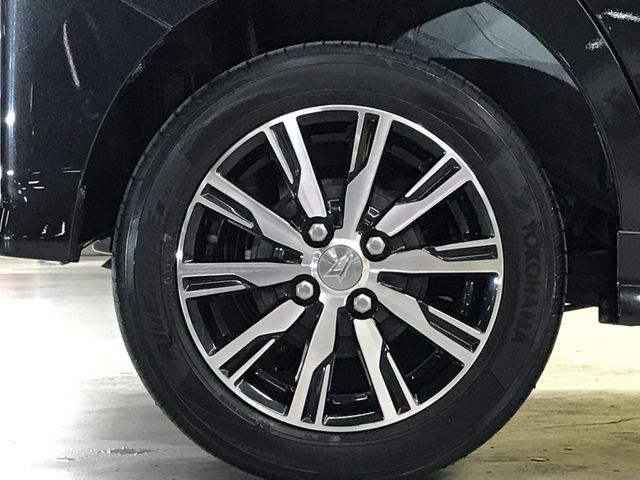 DAIHATSU TANTO CUSTOM 2017