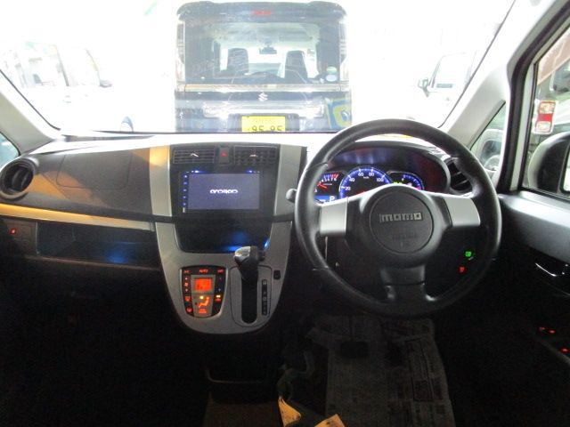 DAIHATSU MOVE CUSTOM 4WD 2013