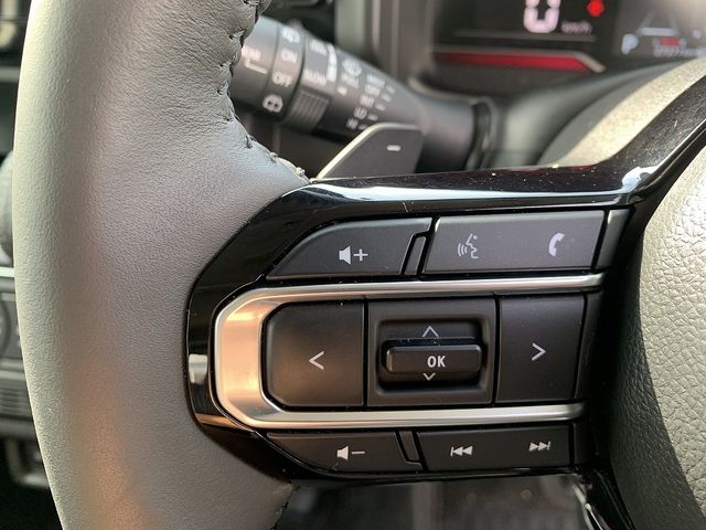 SUZUKI Spacia custom 4WD 2024