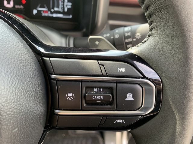 SUZUKI Spacia custom 4WD 2024