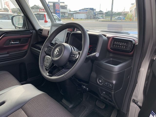 SUZUKI Spacia custom 4WD 2024