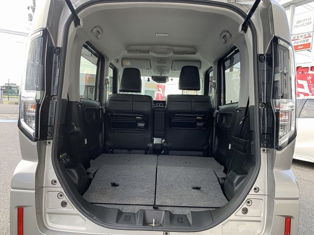 SUZUKI Spacia custom 4WD 2024