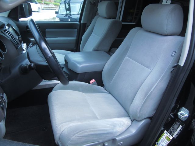 TOYOTA SEQUOIA 4WD 2013