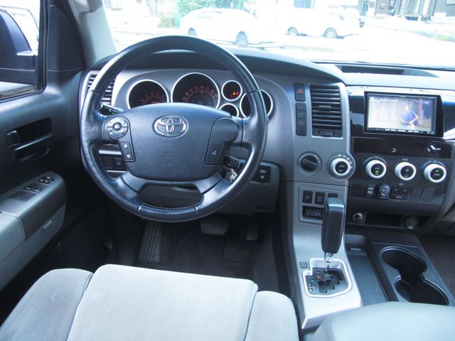 TOYOTA SEQUOIA 4WD 2013