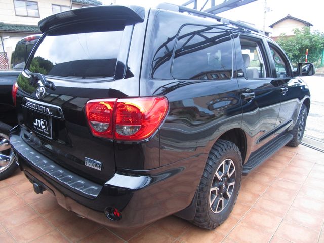 TOYOTA SEQUOIA 4WD 2013