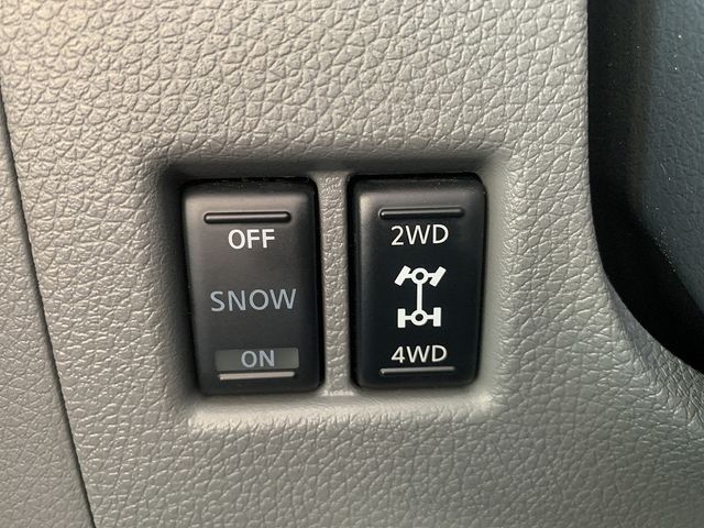 NISSAN CARAVAN van 4WD 2020