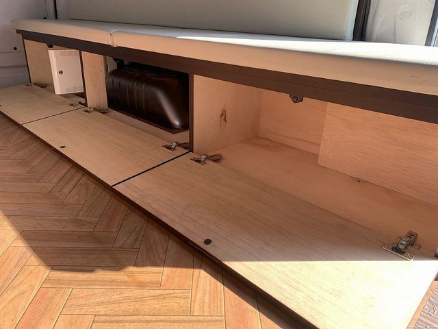 NISSAN CARAVAN van 4WD 2020