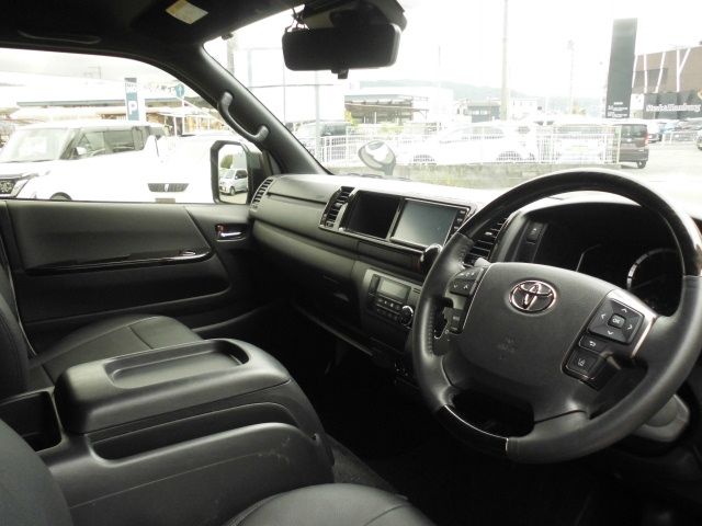 TOYOTA HIACE van 2WD 2020