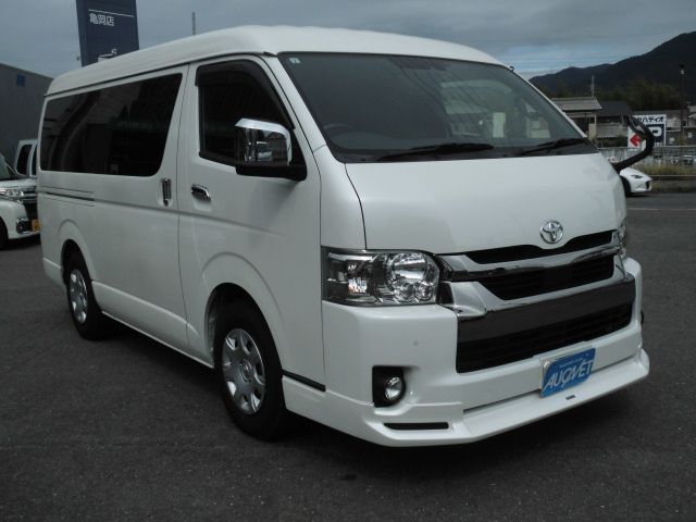 TOYOTA HIACE van 2WD 2020