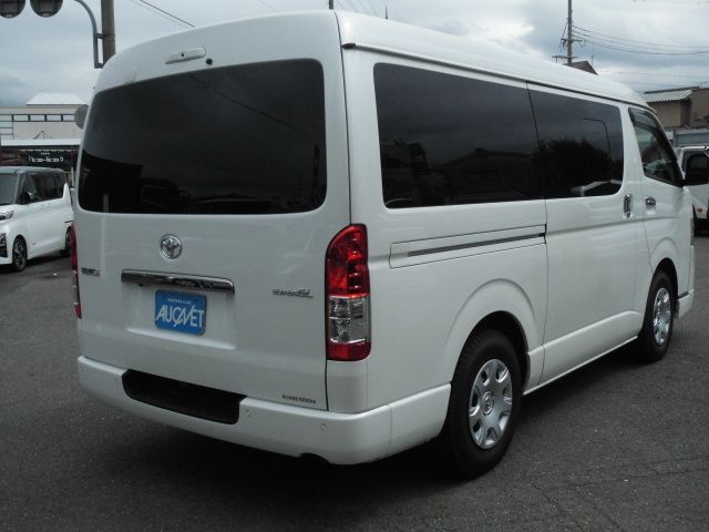 TOYOTA HIACE van 2WD 2020
