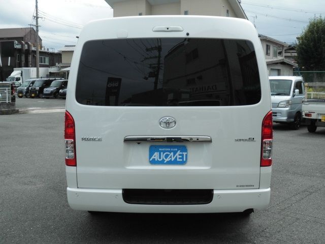 TOYOTA HIACE van 2WD 2020