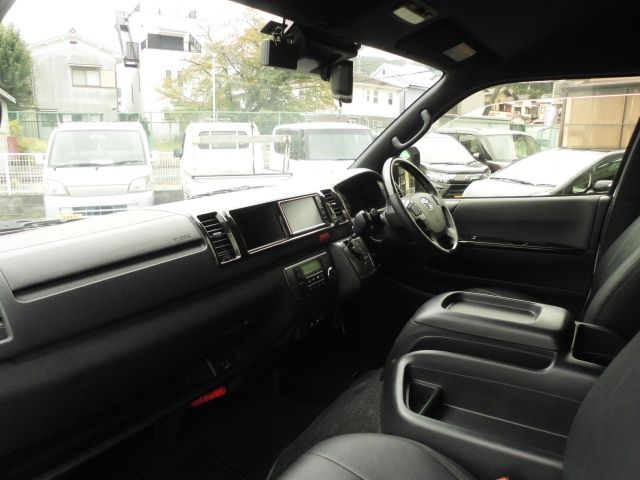 TOYOTA HIACE van 2WD 2020