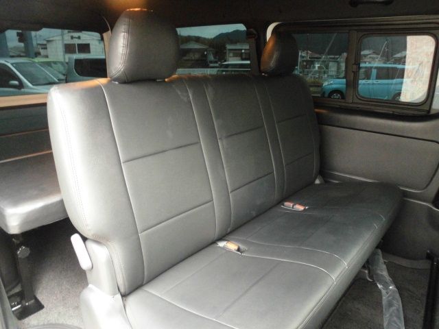 TOYOTA HIACE van 2WD 2020