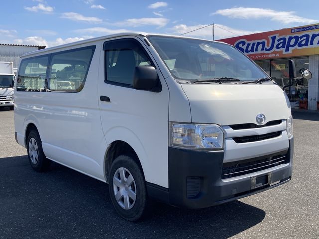 TOYOTA HIACE van 4WD 2014
