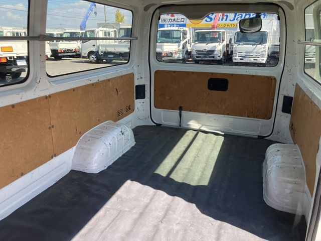 TOYOTA HIACE van 4WD 2014