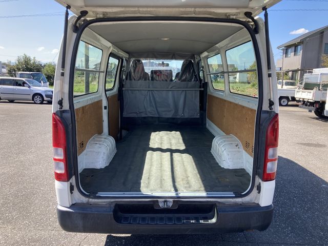 TOYOTA HIACE van 4WD 2014