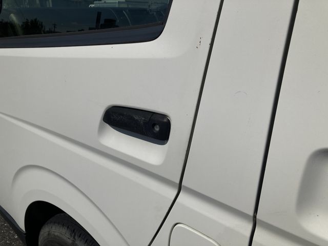 TOYOTA HIACE van 4WD 2014