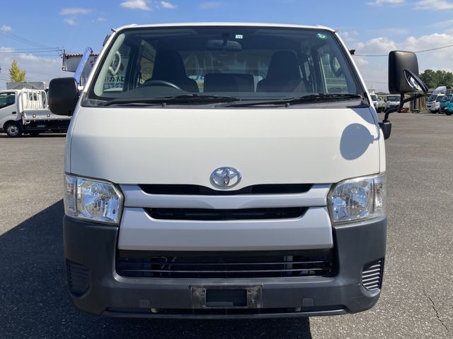 TOYOTA HIACE van 4WD 2014