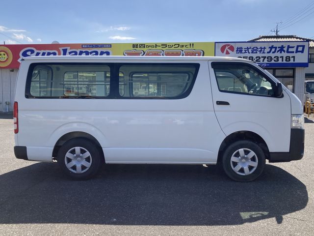 TOYOTA HIACE van 4WD 2014