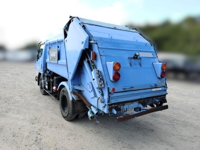 MITSUBISHI CANTER 2001