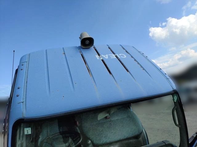 MITSUBISHI CANTER 2001