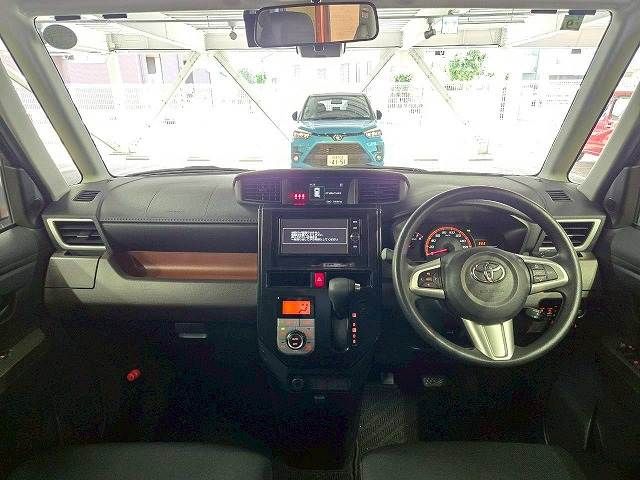TOYOTA ROOMY 2018