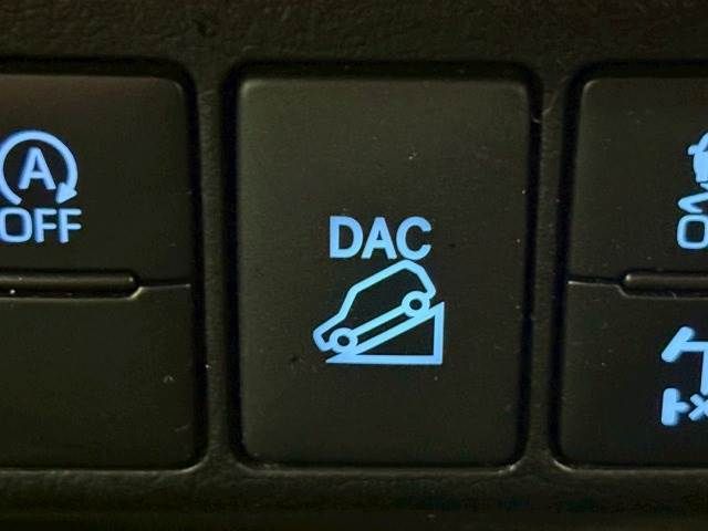 TOYOTA HILUX 4WD 2022