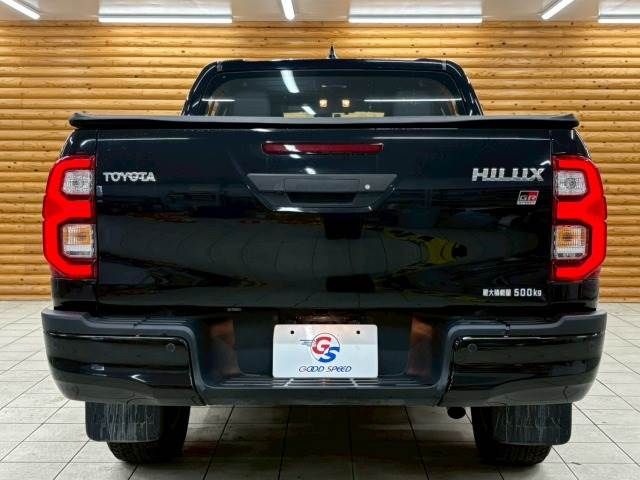 TOYOTA HILUX 4WD 2022