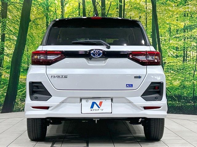 TOYOTA RAIZE HYBRID 2022