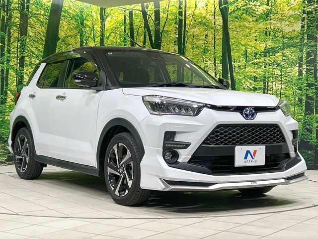 TOYOTA RAIZE HYBRID 2022