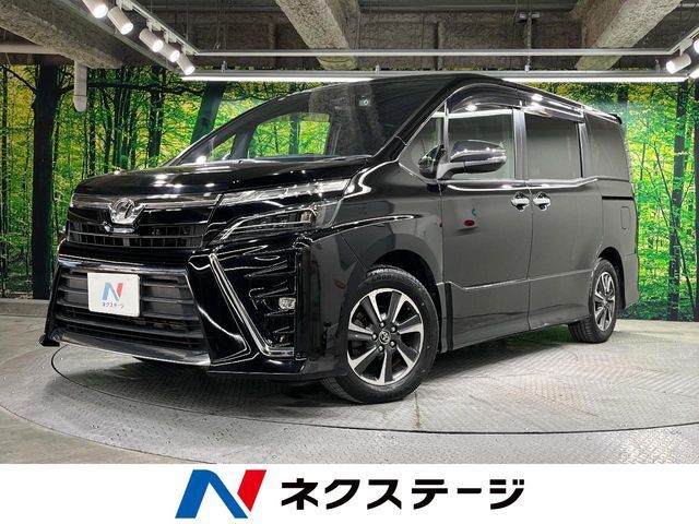 TOYOTA VOXY 2018