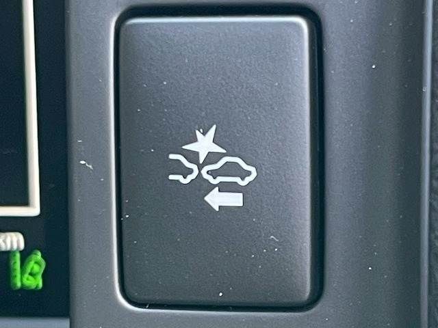 TOYOTA HIACE van 4WD 2025