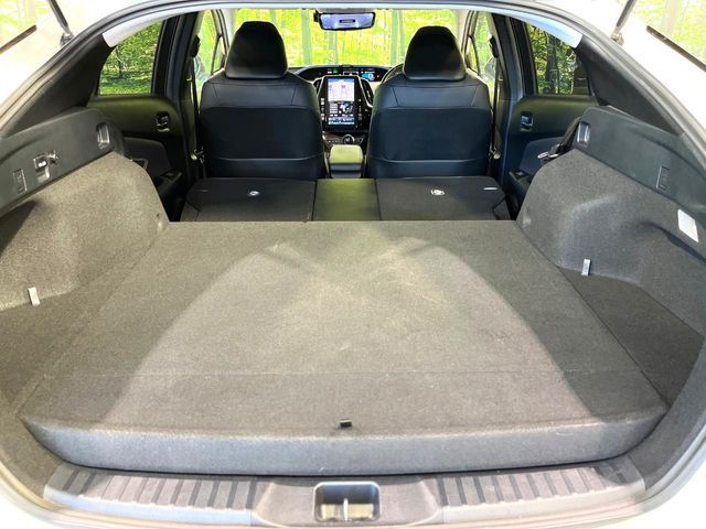 TOYOTA PRIUS PHV 2017