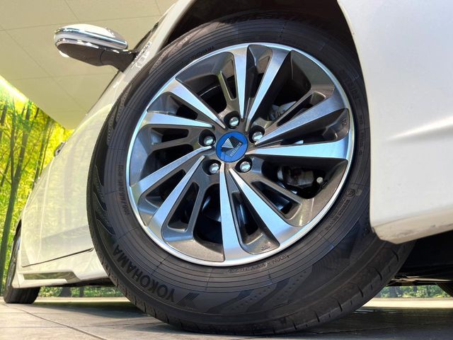 TOYOTA PRIUS PHV 2017