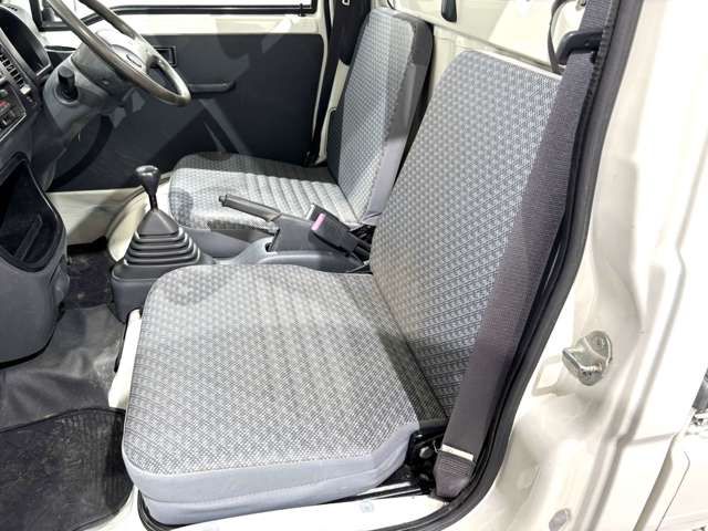 DAIHATSU HIJET truck 4WD 2010