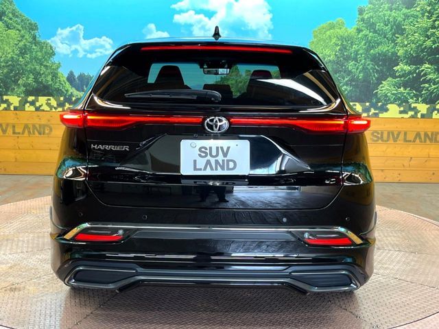 TOYOTA HARRIER 2WD 2023