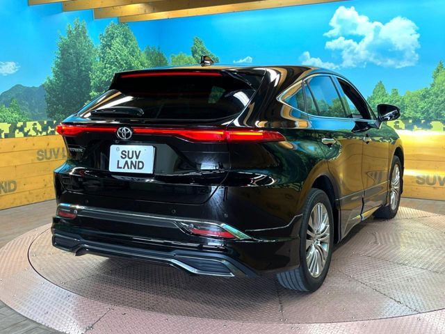 TOYOTA HARRIER 2WD 2023