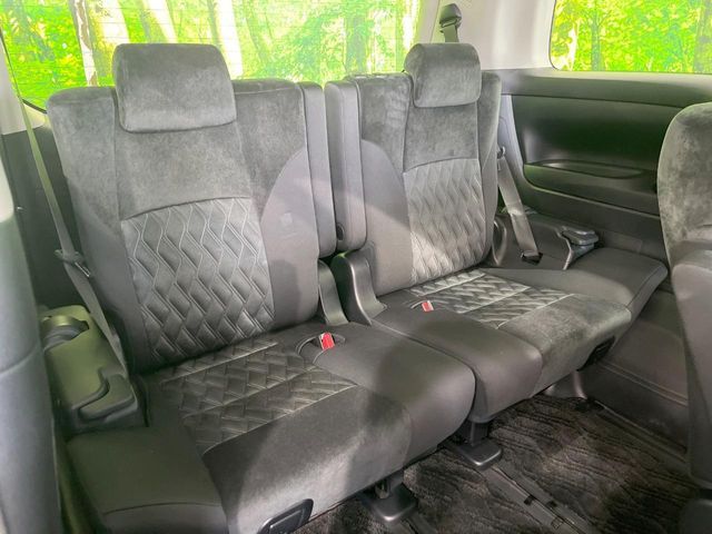 TOYOTA VELLFIRE 2019