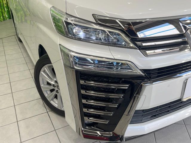 TOYOTA VELLFIRE 2019