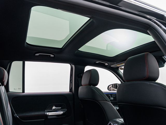 MERCEDES BENZ MERCEDES BENZ GLB 2023