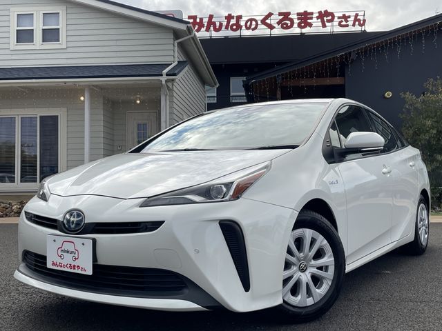 TOYOTA PRIUS 2019