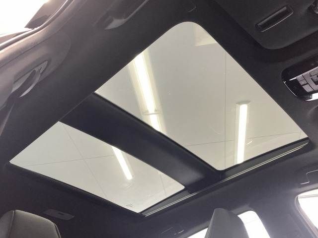 TOYOTA HARRIER HYBRID 2023