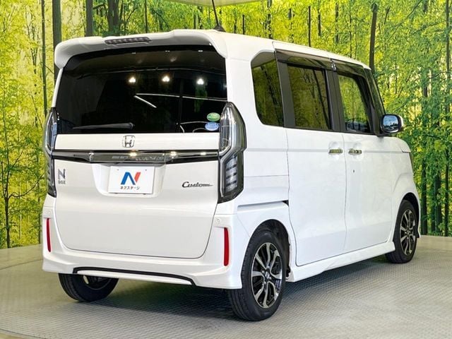 HONDA N BOX CUSTOM 2019