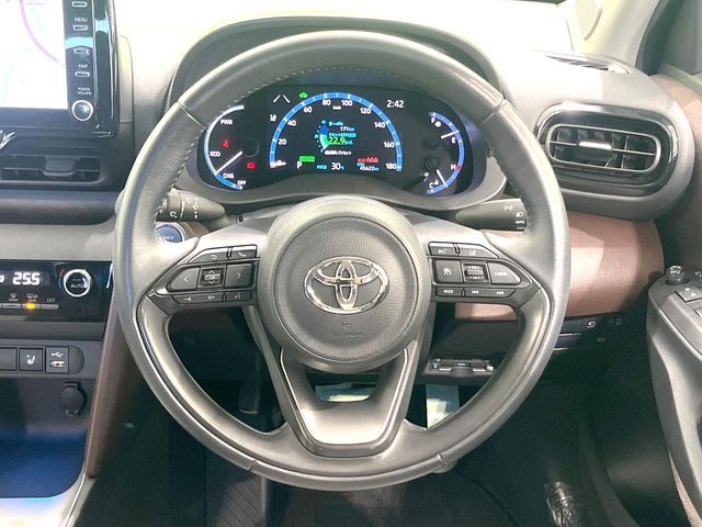 TOYOTA YARIS CROSS HYBRID 2021