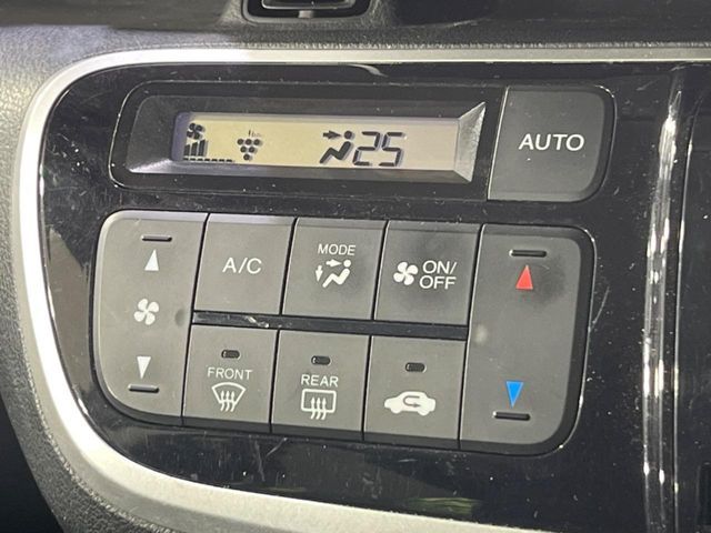 HONDA N BOX CUSTOM 2015