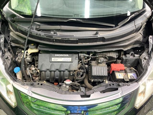 HONDA FREED HYBRID 2012