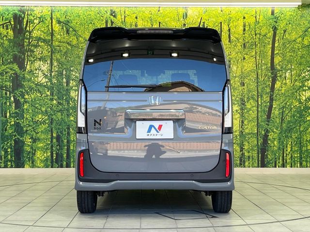 HONDA N BOX CUSTOM 2024