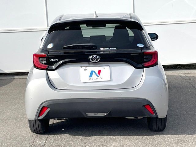 TOYOTA YARIS 2020