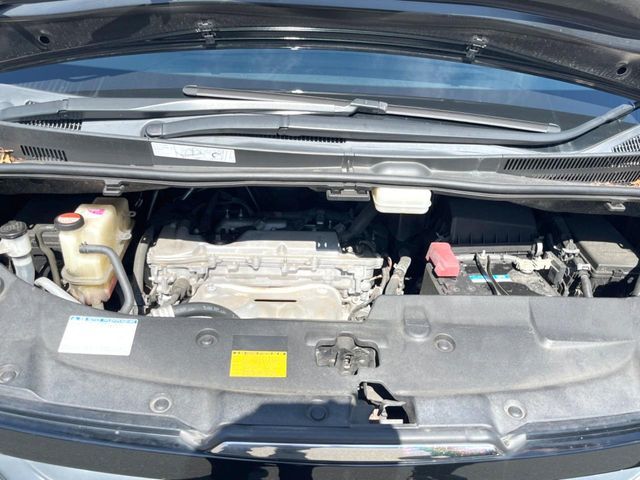 TOYOTA VELLFIRE 2015